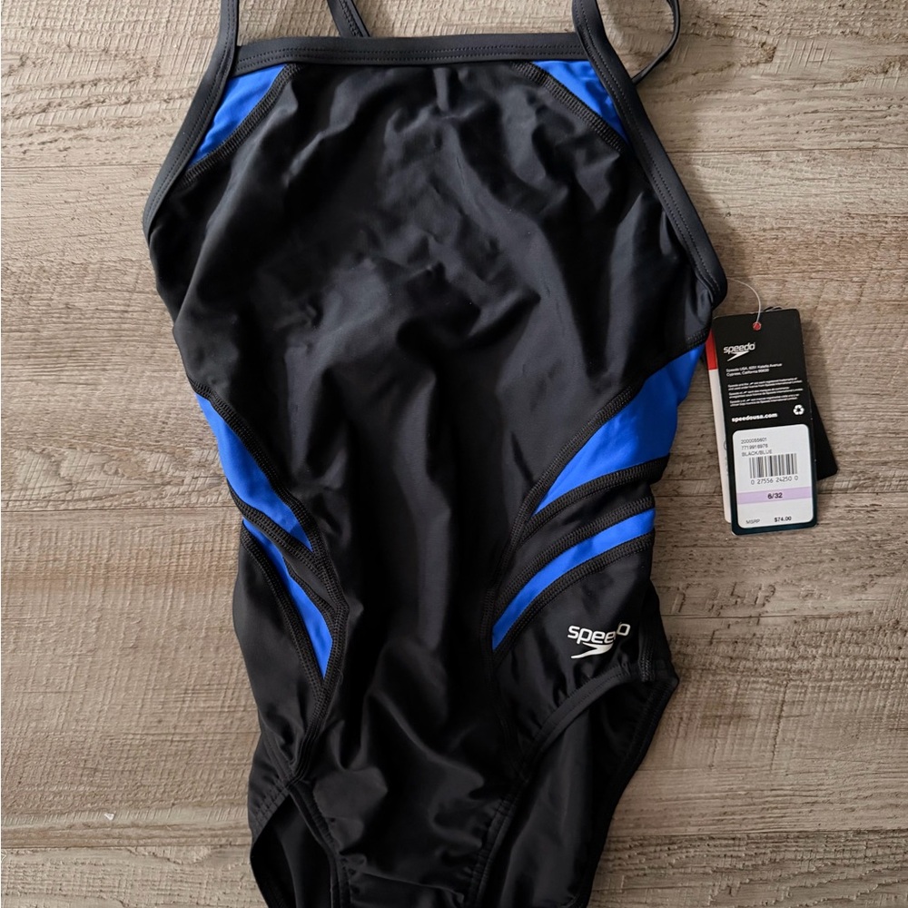 Speedo Women’s Black and Blue Swimwear NWT